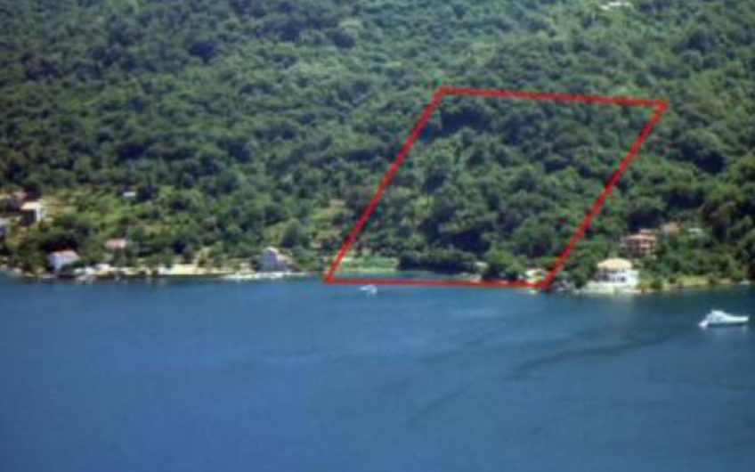 Plac za turistički kompleks u Morinji, Crna Gora