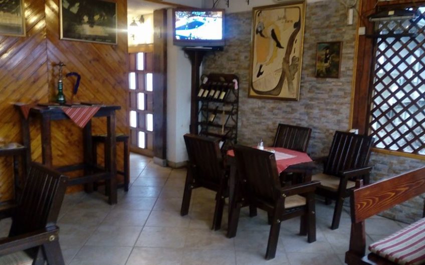 Apartment house and cafe in Tivat. Sale with business