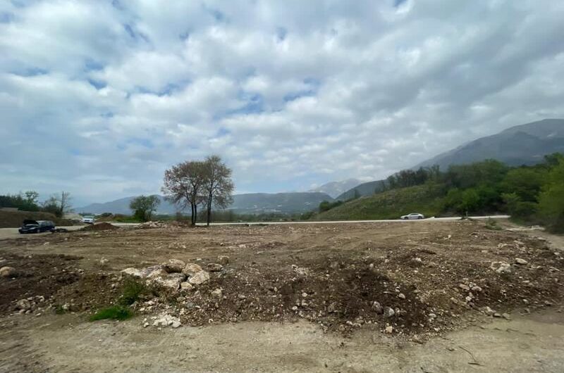 Land plot 2.052 m2 in Leshevichi, on the Bigovo-Kotor highway