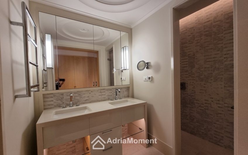 Individually planned apartment in the Baia Residence, Regent Pool Club Residences. #Porto Montenegro