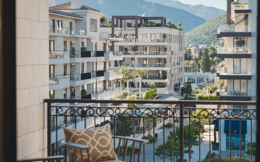 Super price at Porto Montenegro. Apartment in Tara building – 67 m2