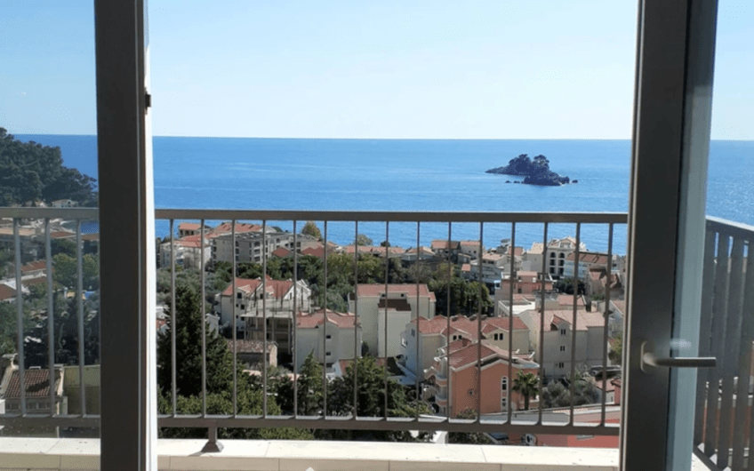 Two bedroom apartment in Petrovac. 1.369 eur /m2