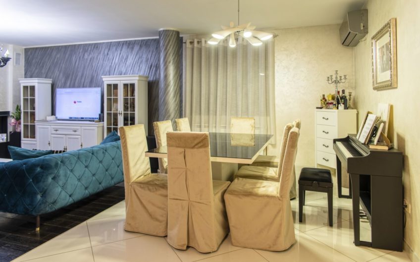 Inexpensive 3 houses in Podgorica. The best location!