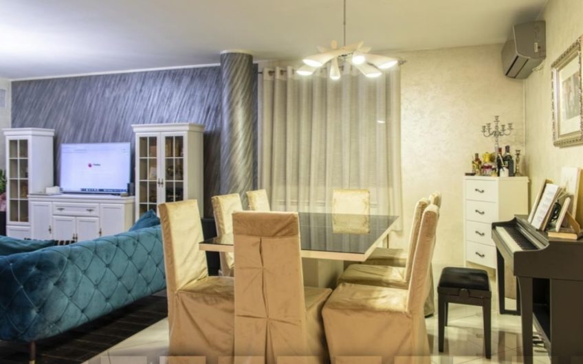 Inexpensive 3 houses in Podgorica. The best location!