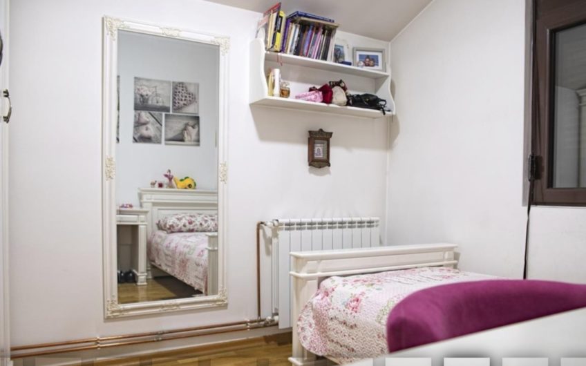 Inexpensive 3 houses in Podgorica. The best location!