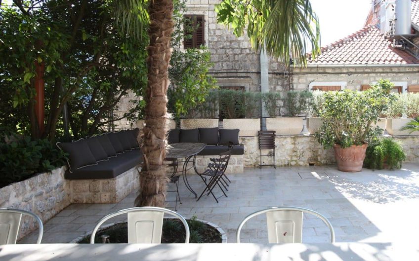 Exclusive stone villa in Perast