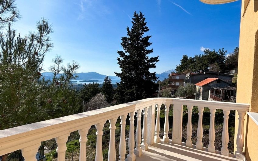 Inexpensive – apartments overlooking the Tivat Bay
