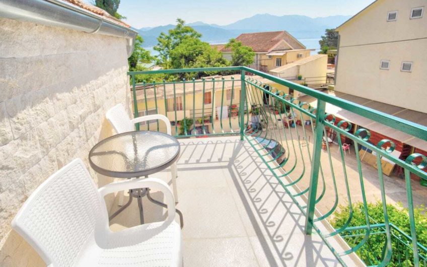 New guest house in Baosici – 20 meters from the sea