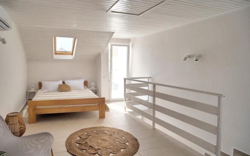 New guest house in Baosici – 20 meters from the sea