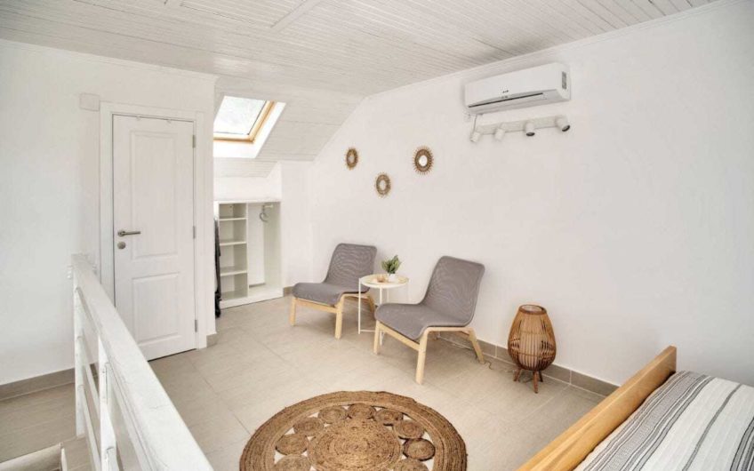 New guest house in Baosici – 20 meters from the sea