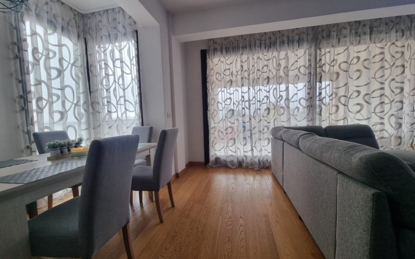 Apartment in Tivat with 2 bedrooms – Selyanovo, City-market building