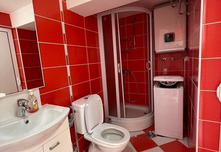 House with 5 apartments in Baosici – for living and business