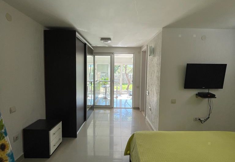 House with 5 apartments in Baosici – for living and business