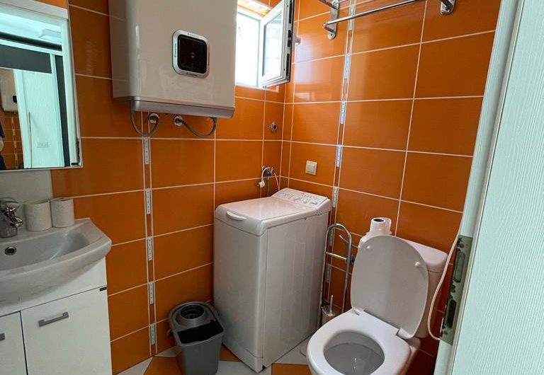 House with 5 apartments in Baosici – for living and business