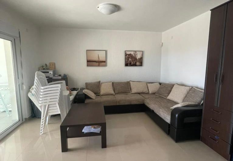House with 5 apartments in Baosici – for living and business