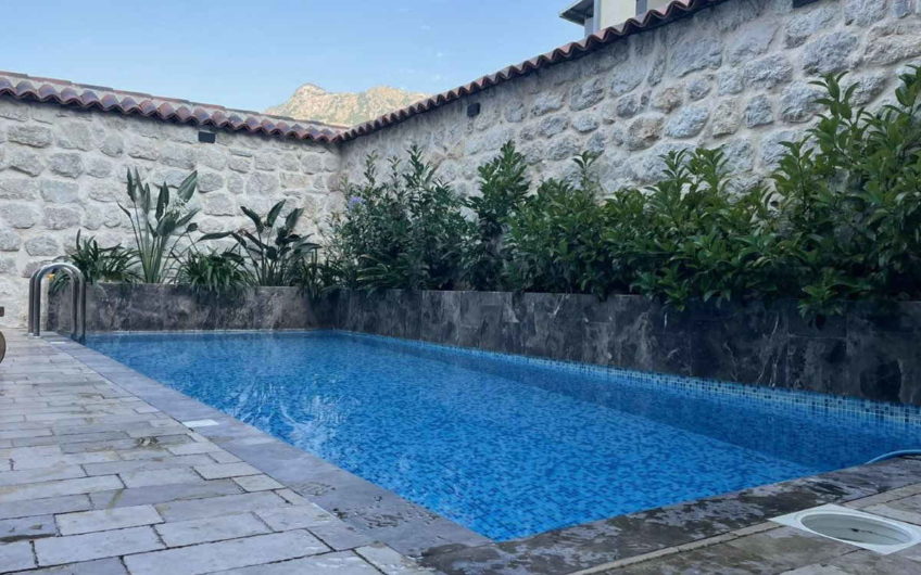 Mini-hotel for sale in the Bay of Kotor – Risan
