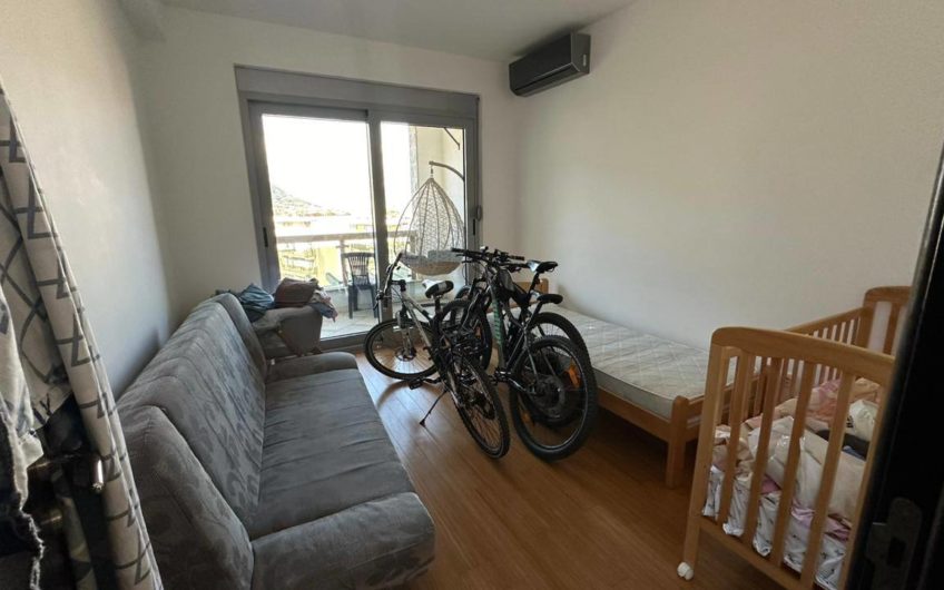 Apartment in Dobrota with 2 bedrooms. Urgent sale