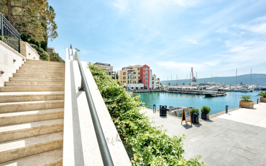 Porto Montenegro – apartment for sale – 490.000 euros