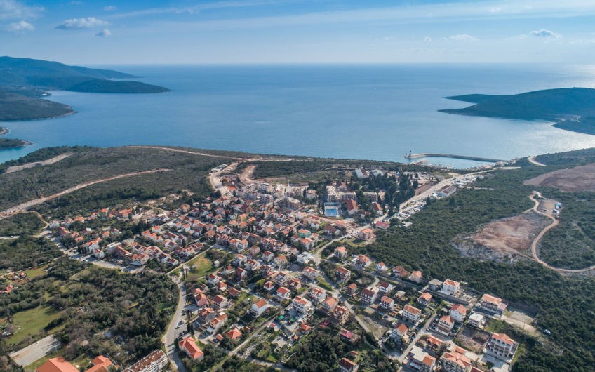Lustica Bay Centrale – 1 bedroom apartment in installments