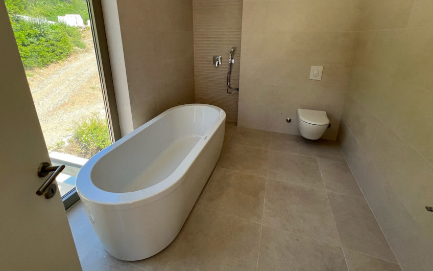 Townhouse with swimming pool Donja Lastva, Tivat