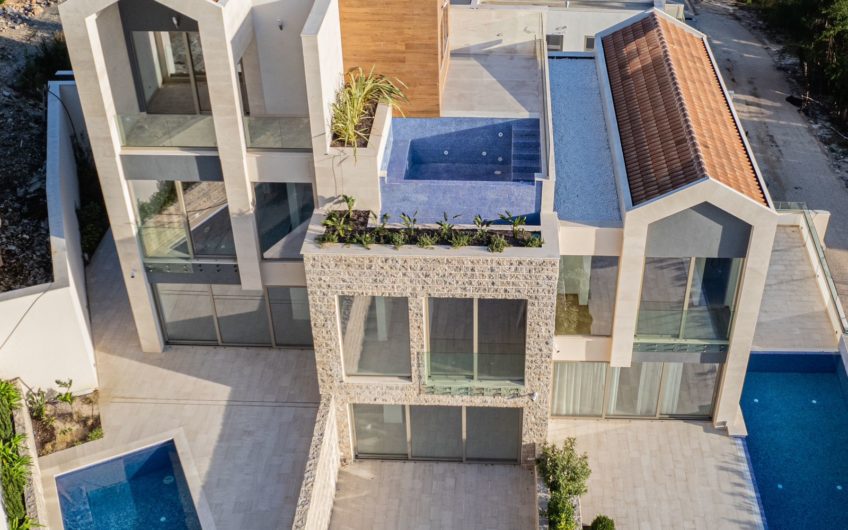 Townhouse with swimming pool Donja Lastva, Tivat