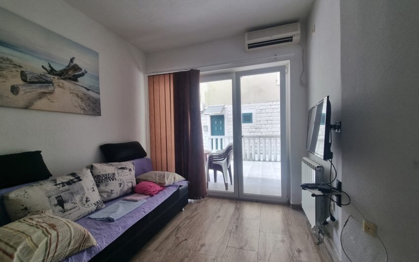 Mini-hotel 11 rooms on the second line of the sea – Igalo, Herceg Novi