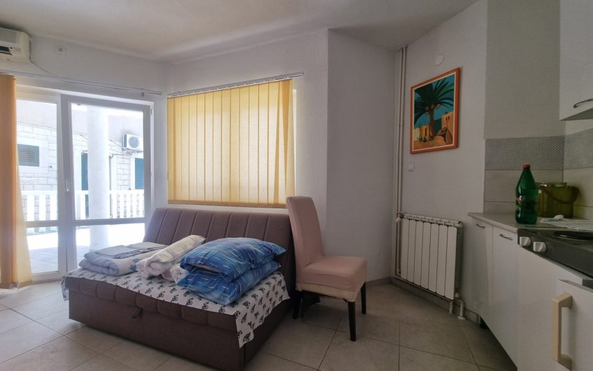 Mini-hotel 11 rooms on the second line of the sea – Igalo, Herceg Novi