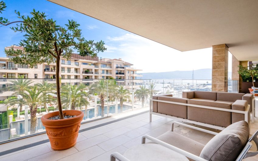 Porto Montenegro – 2 bedroom apartment in Baia residence