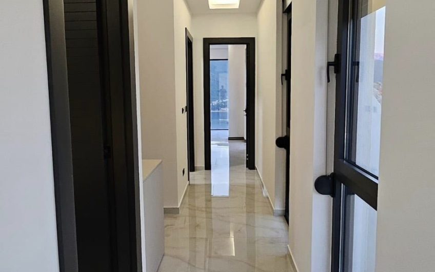 New villa in Kamenari with a beautiful sea view