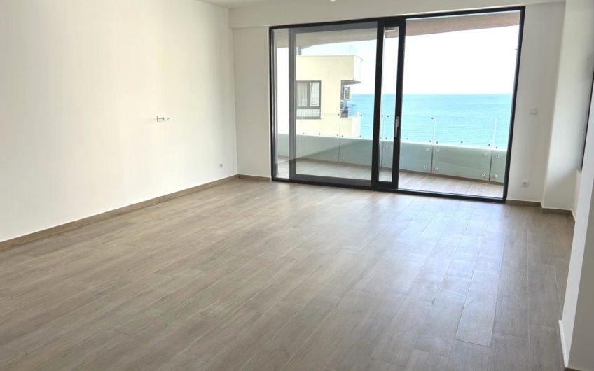 Rafailovici – 2-bedroom apartment with sea view