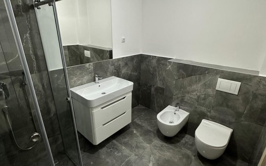 Rafailovici – 2-bedroom apartment with sea view