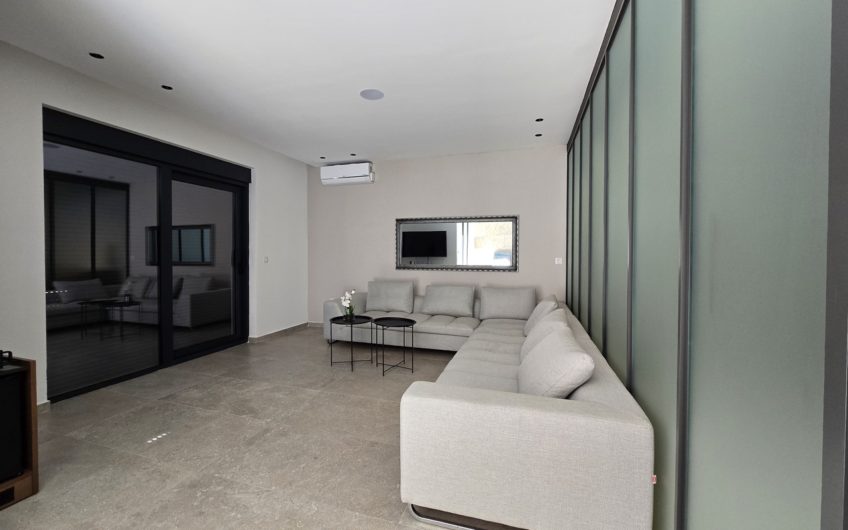 Duplex apartment in Allure hotel – the strict center of Budva