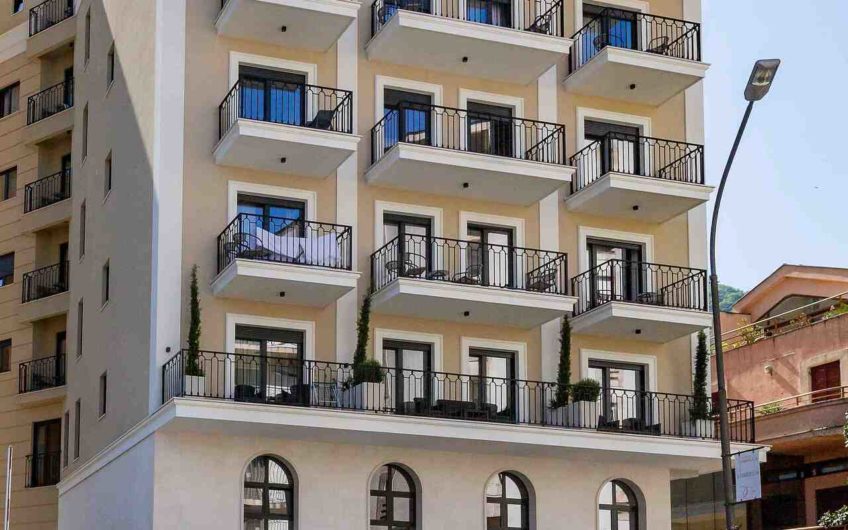 Duplex apartment in Allure hotel – the strict center of Budva