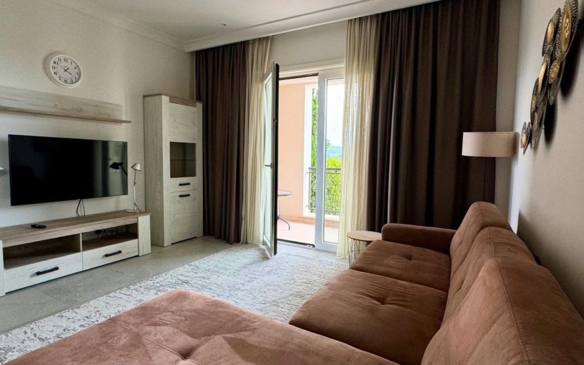 Lustica Bay – 2 bedroom apartment for sale in Centrale