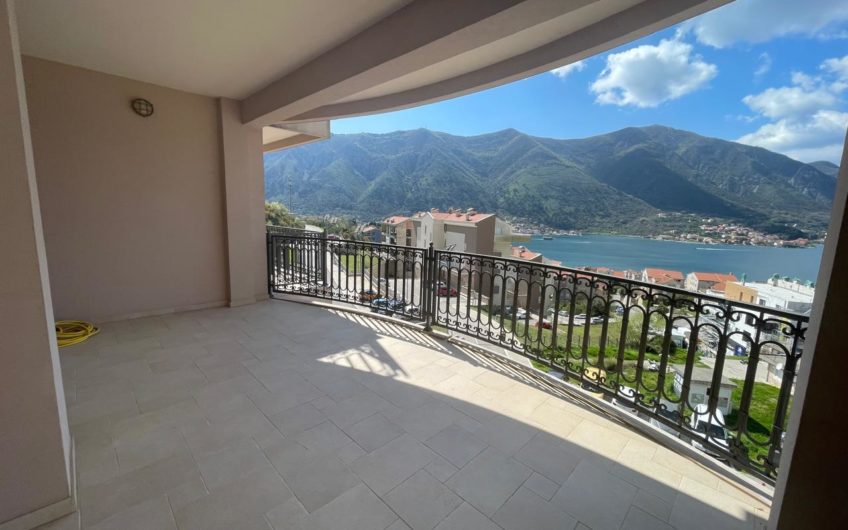 Kotor Dobrota – luxury apartment for sale