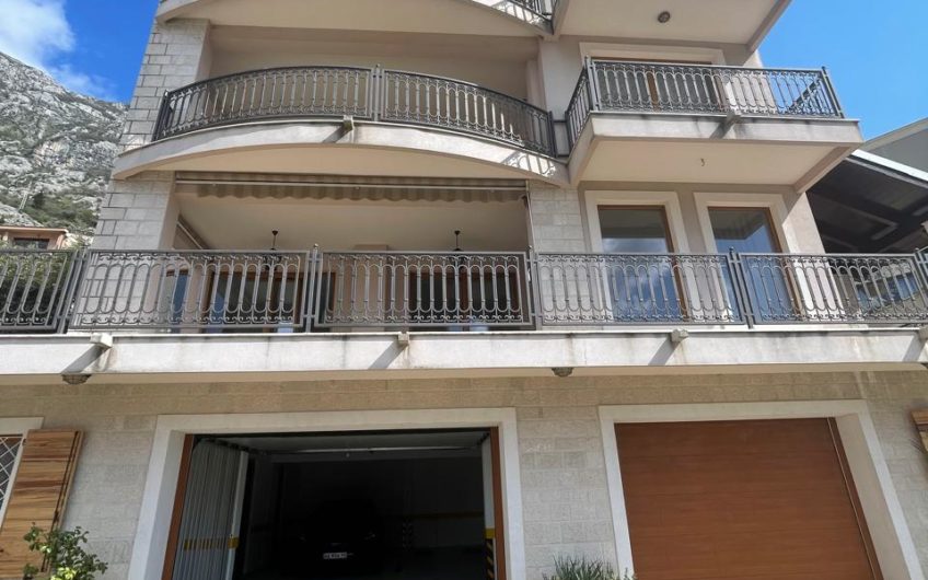 Kotor Dobrota – luxury apartment for sale