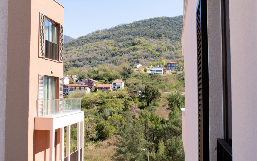 Boka Place – one-bedroom apartment in the new quarter of Porto Montenegro