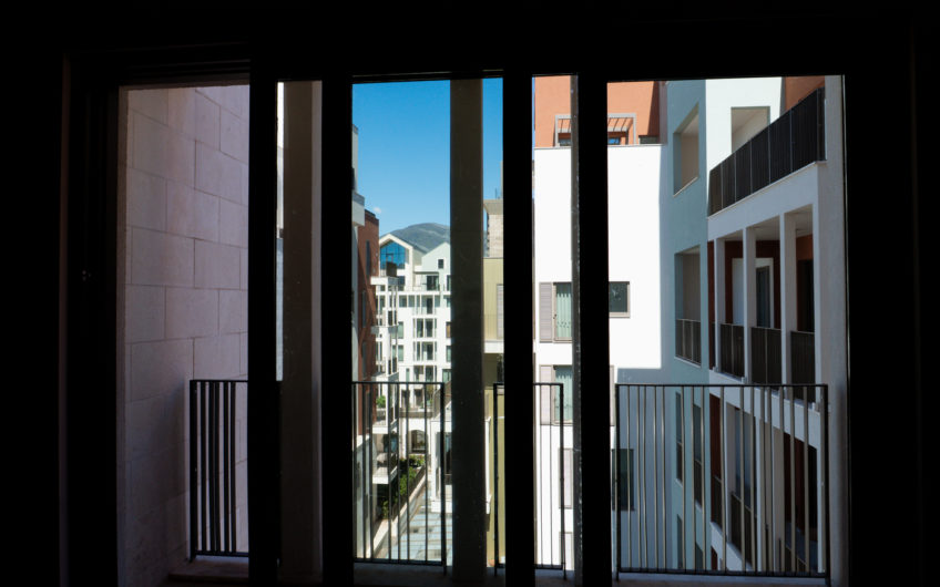 Boka Place – one-bedroom apartment in the new quarter of Porto Montenegro