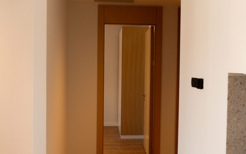 Boka Place – one-bedroom apartment in the new quarter of Porto Montenegro