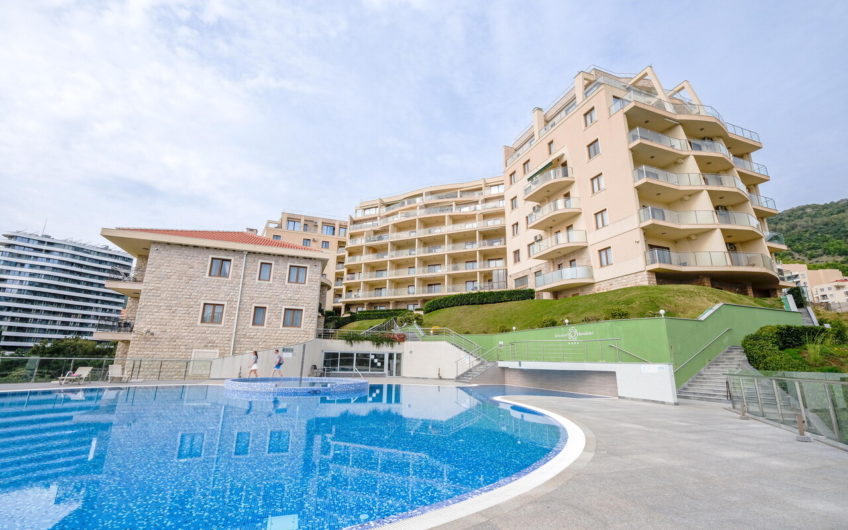 2bedroom apartment with a swimming pool – Belveder, Becici