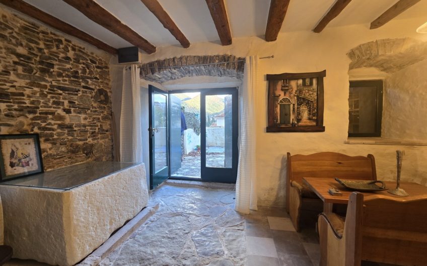 Stone house in the Bay of Kotor – affordable price