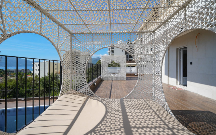 New 2-bedroom apartment with panoramic sea view in Tivat