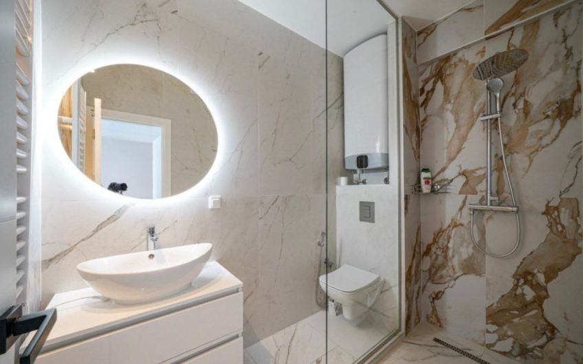 New 2-bedroom apartment with panoramic sea view in Tivat