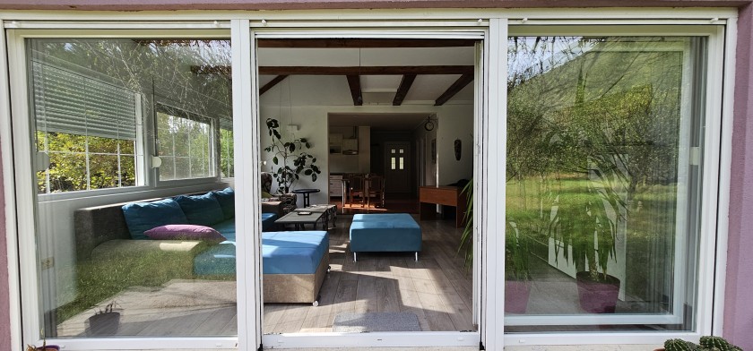 House with a beautiful garden in Zelenika