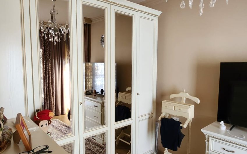 Djurasevici – 1-bedroom apartment in a complex by the sea. Garage & pool