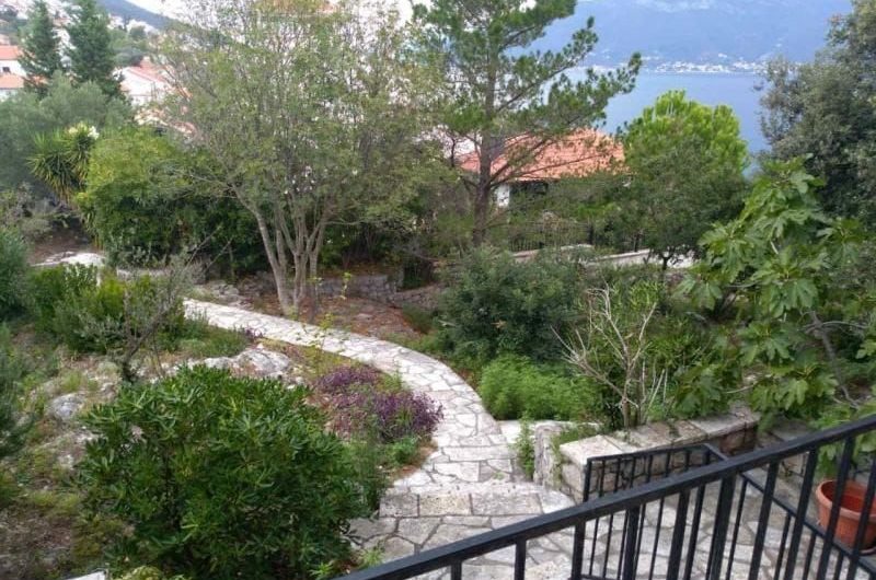 Unique plot of land 1,141 m2 in Krasici – 15 meters from the sea!