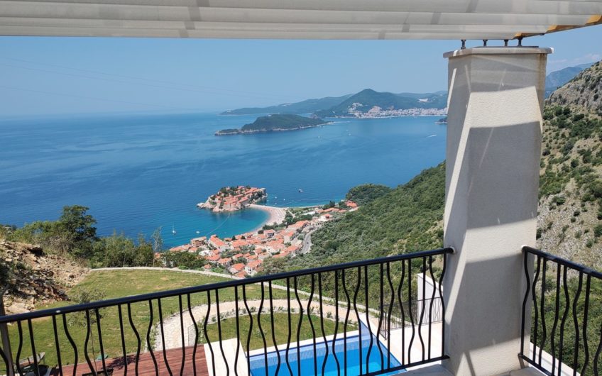Luxury villa in a gated community – Tudorovici, Budva