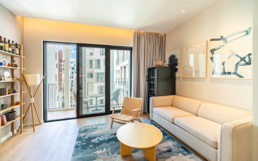 Furnished one-bedroom apartment in the prestigious Boka Place complex