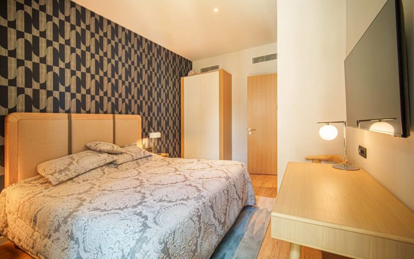 Furnished one-bedroom apartment in the prestigious Boka Place complex