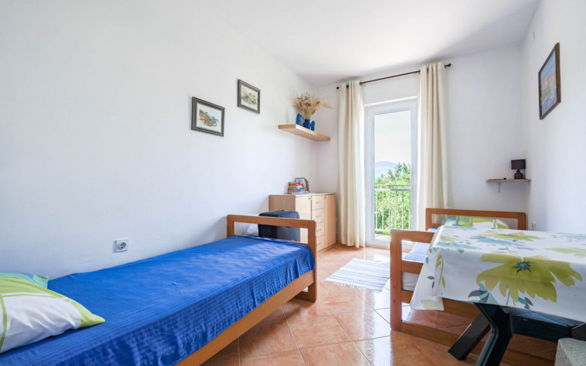House with a garden in Luštica – 250 meters from the sea